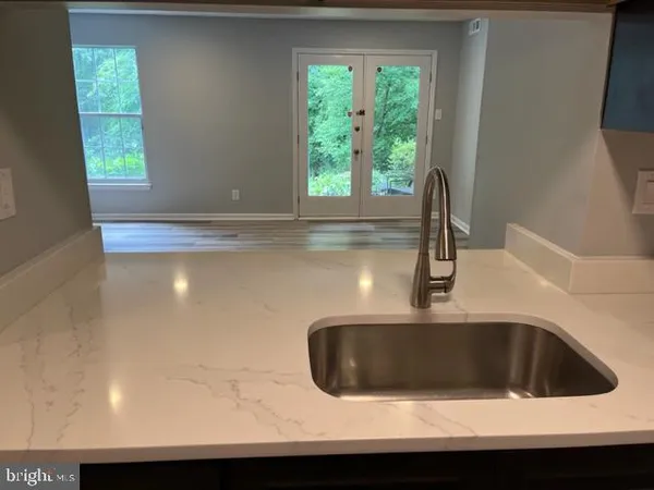$2,000 | 75 Kenwood Drive, Sicklerville, NJ 08081