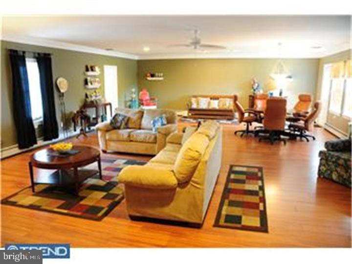 751 Upper Mainland Road Harleysville, PA 19438 - Photo 6 of 12 Gallery Image 6