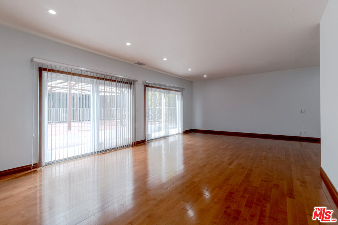 2136 Rimcrest Drive Glendale, CA 91207 - Photo 38 of 50