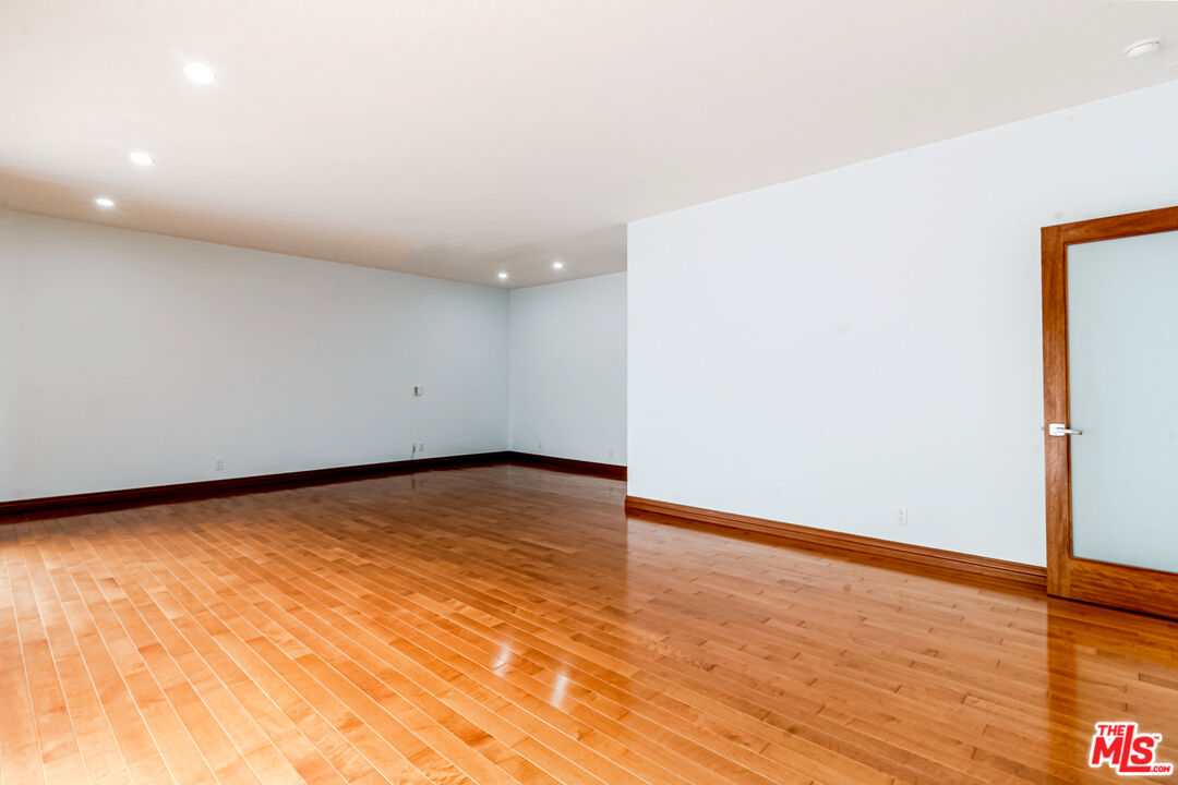 2136 Rimcrest Drive Glendale, CA 91207 - Photo 39 of 50