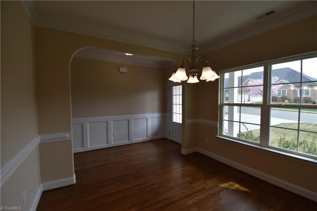 112 Radiant Path, Unit 34 Trinity, NC 27370 - Photo 5 of 28 Gallery Image 5