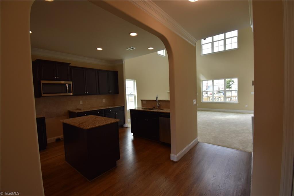112 Radiant Path, Unit 34 Trinity, NC 27370 - Photo 6 of 28 Gallery Image 6