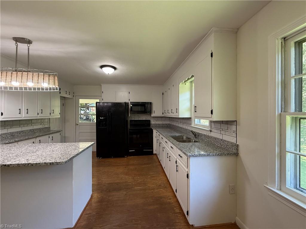 83 Shady Valley Road Cana, VA 24317 - Photo 13 of 48