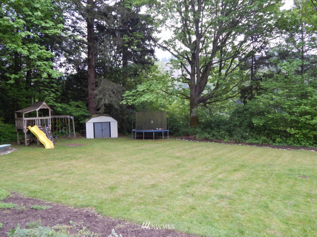 20241 Prairie Road Sedro-Woolley, WA 98284 - Photo 8 of 9 Gallery Image 8
