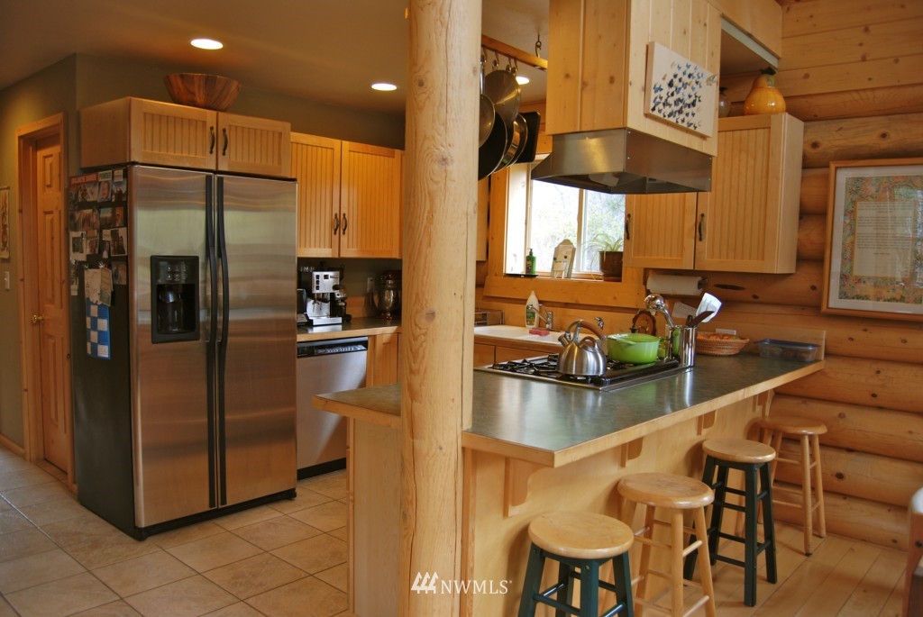 113 Highland Road Winthrop, WA 98862 - Photo 4 of 13