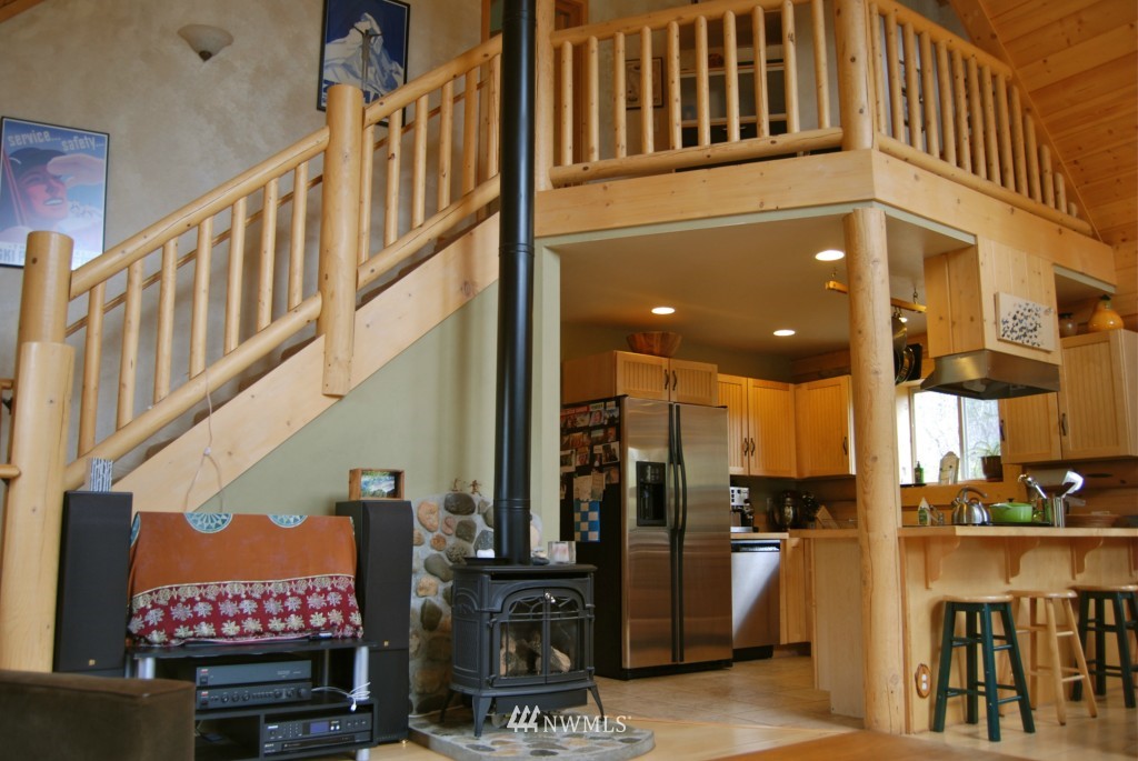113 Highland Road Winthrop, WA 98862 - Photo 7 of 13