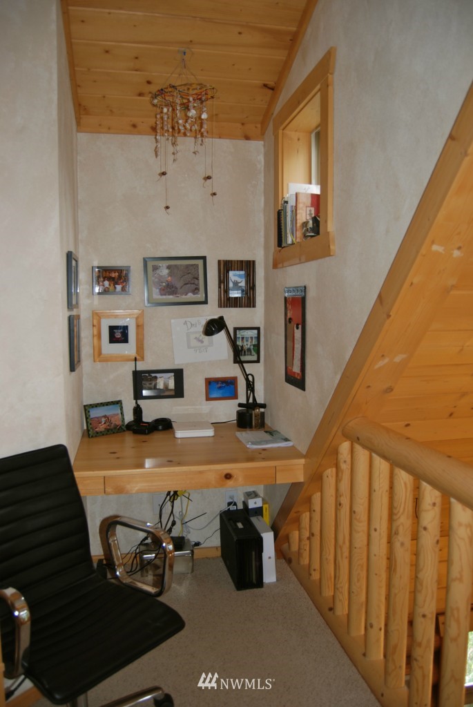 113 Highland Road Winthrop, WA 98862 - Photo 8 of 13