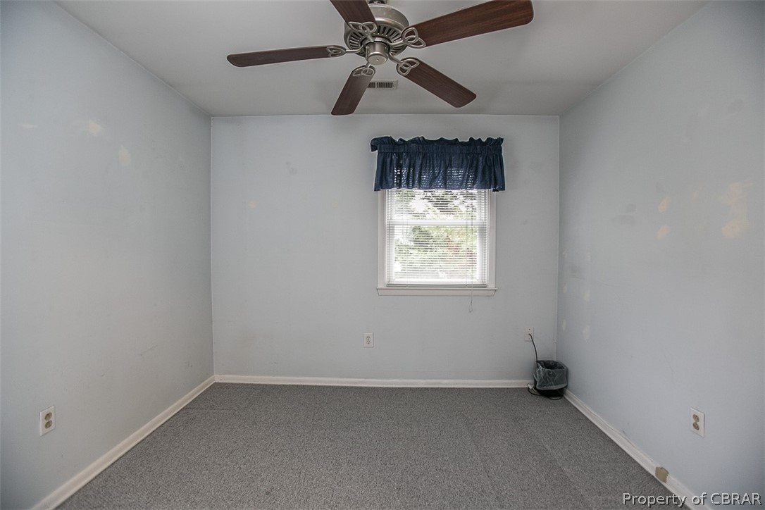 7542 Roaring Springs Road Gloucester, VA 23061 - Photo 16 of 47