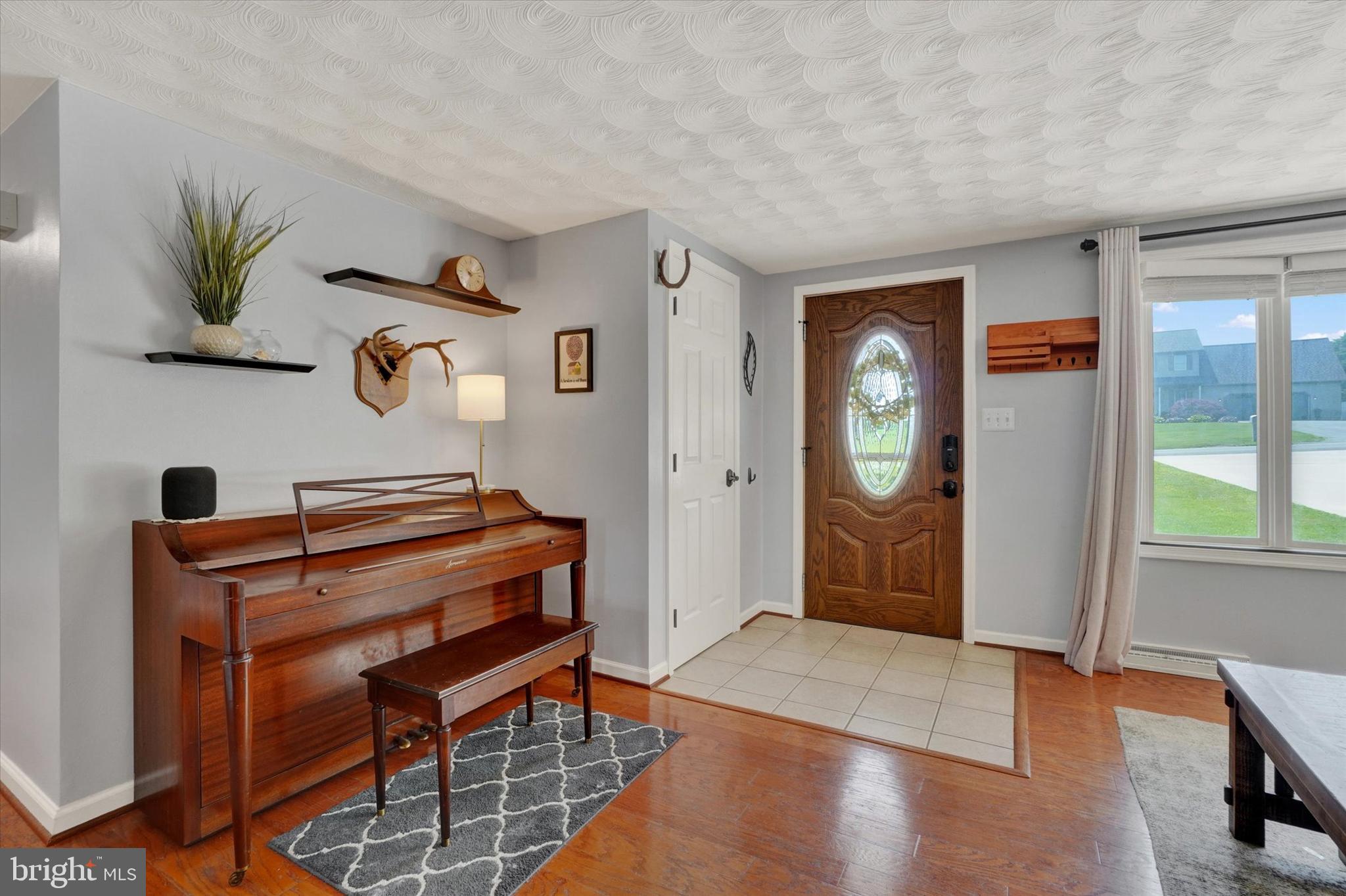 13174 Mont Road Felton, PA 17322 - Photo 21 of 39 a living room with furniture and a window