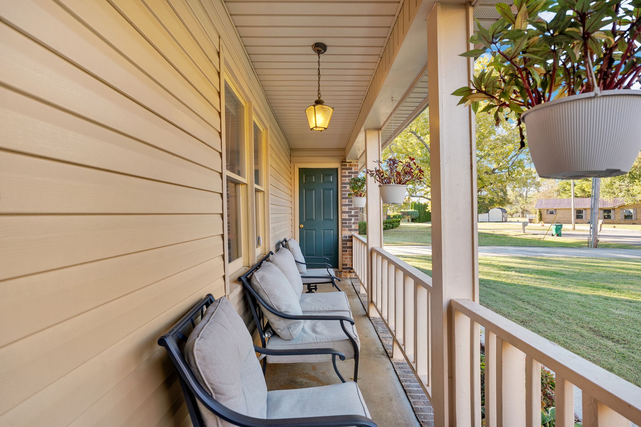 103 Lisa Circle Winchester, TN 37398 - Photo 2 of 61