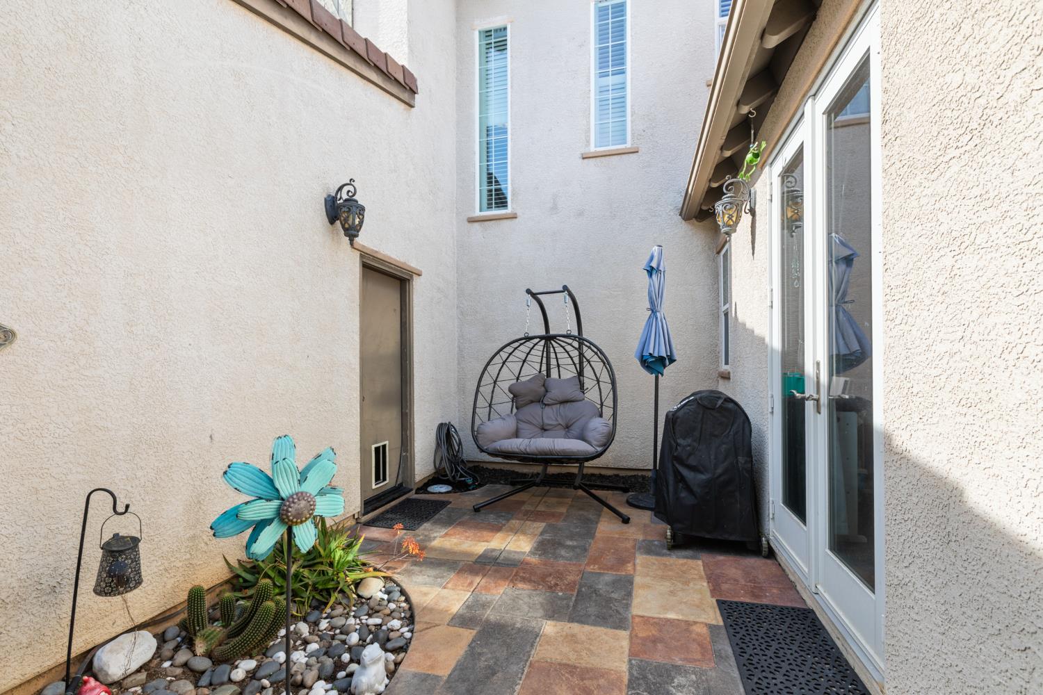 6107 RolkingHam Lane Orangevale, CA 95662 - Photo 31 of 35