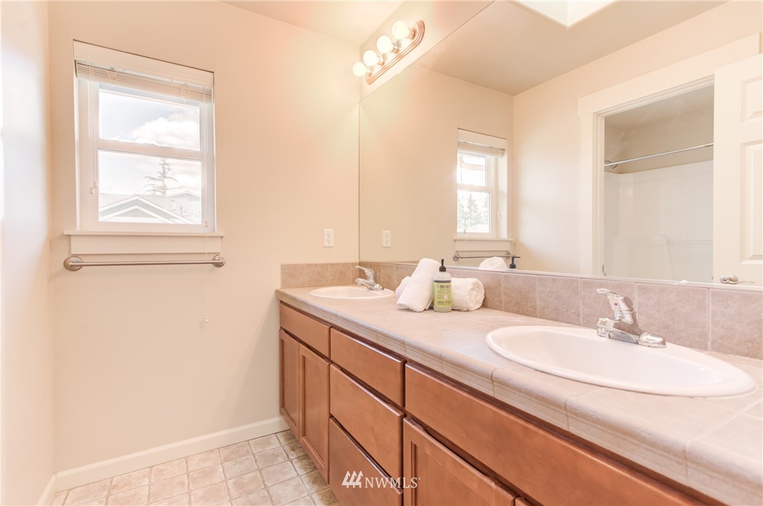 22621 43rd Drive Southeast Bothell, WA 98021 - Photo 23 of 32