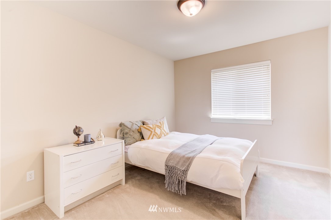 22621 43rd Drive Southeast Bothell, WA 98021 - Photo 26 of 32