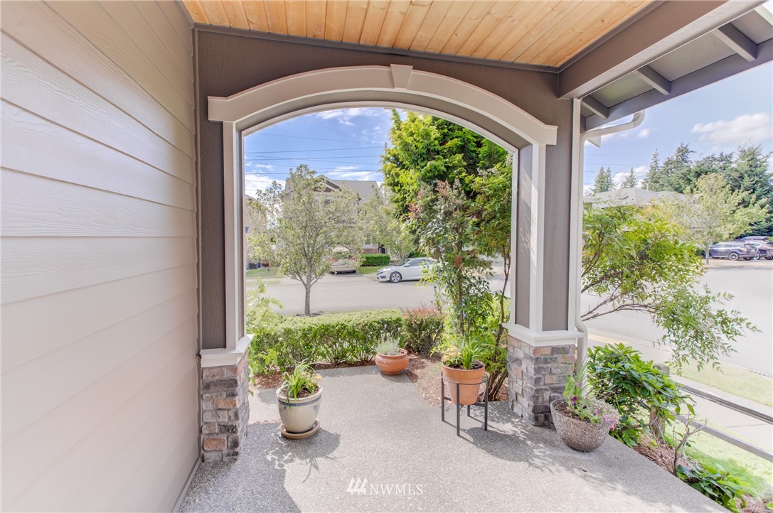 22621 43rd Drive Southeast Bothell, WA 98021 - Photo 5 of 32