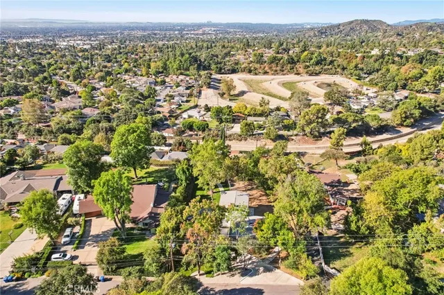 $1,299,000 | 700 Norumbega Drive, Monrovia, CA 91016