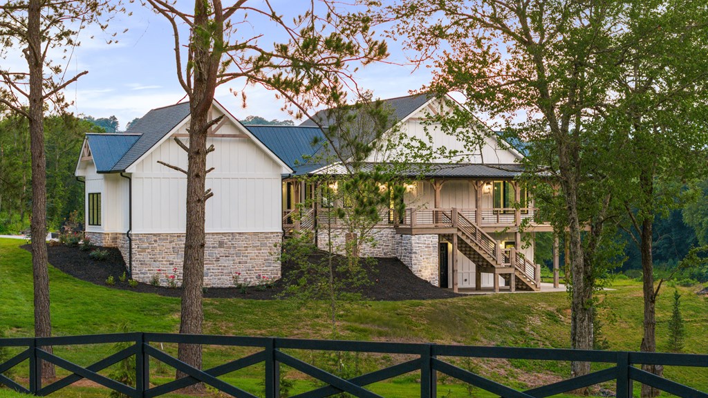 1769 Grassy Creek Road Copperhill, TN 37317 - Photo 4 of 37 Gallery Image 4