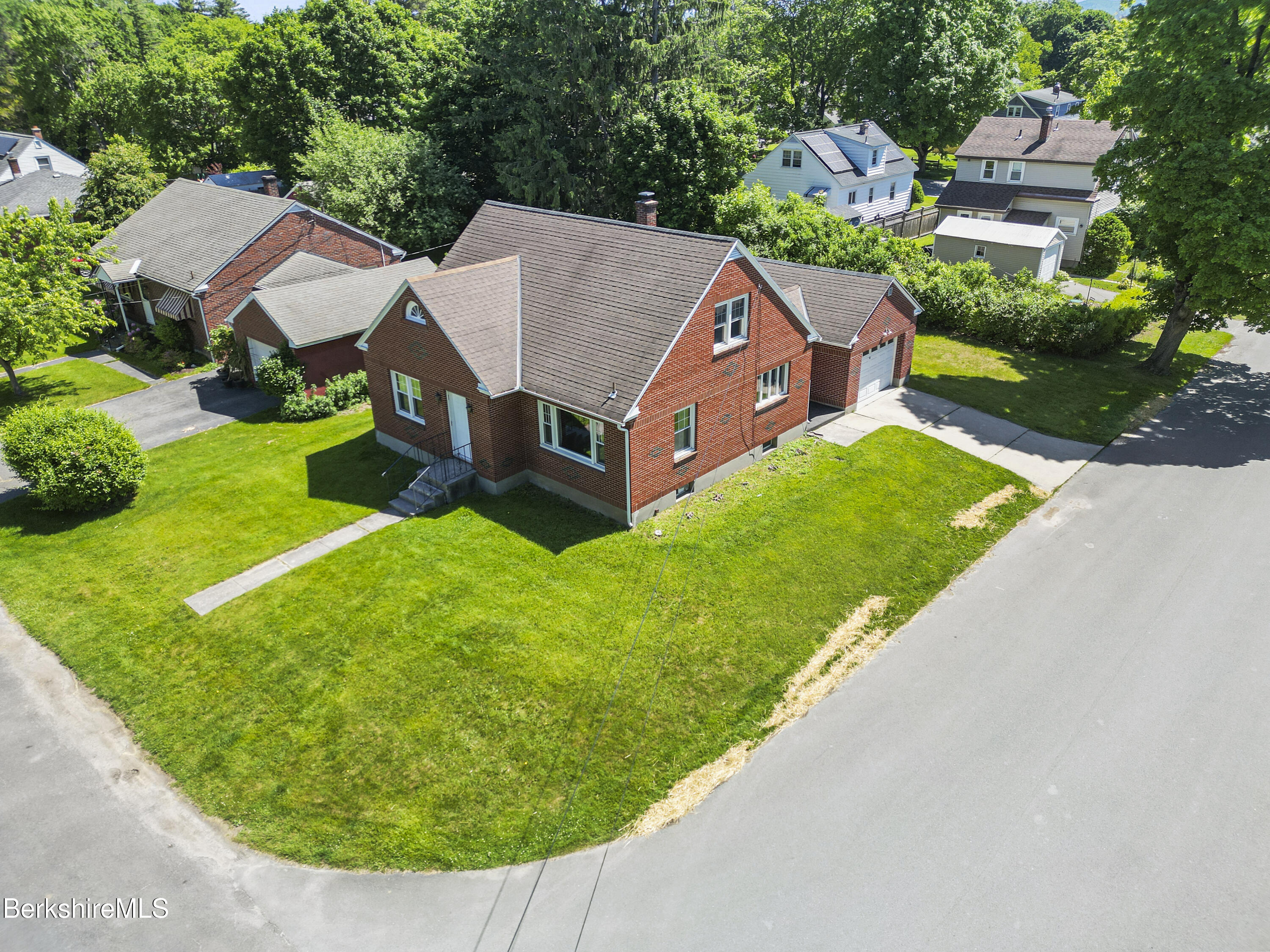 43 State Street Pittsfield, MA 01201 - Photo 1 of 42 Aerial View