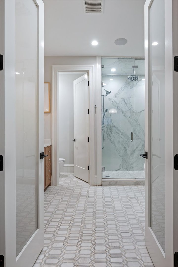 2212 North Halsted Street, Unit 1 Chicago, IL 60614 - Photo 21 of 38