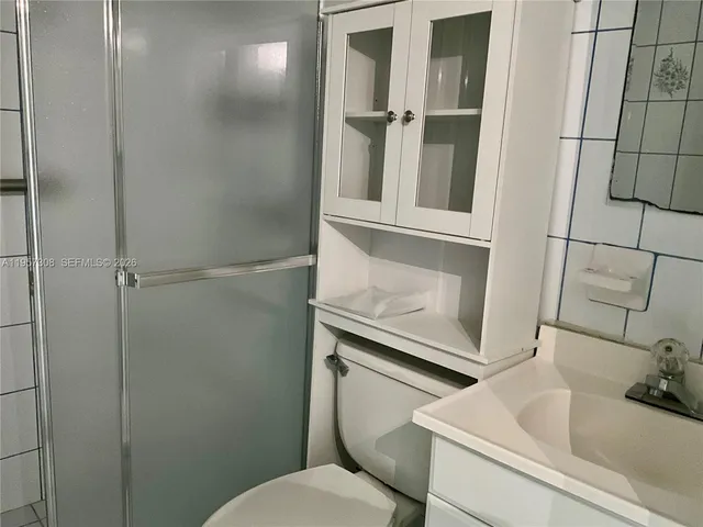 $2,000 | 1910 West 56th Street, Unit 3302, Hialeah, FL 33012