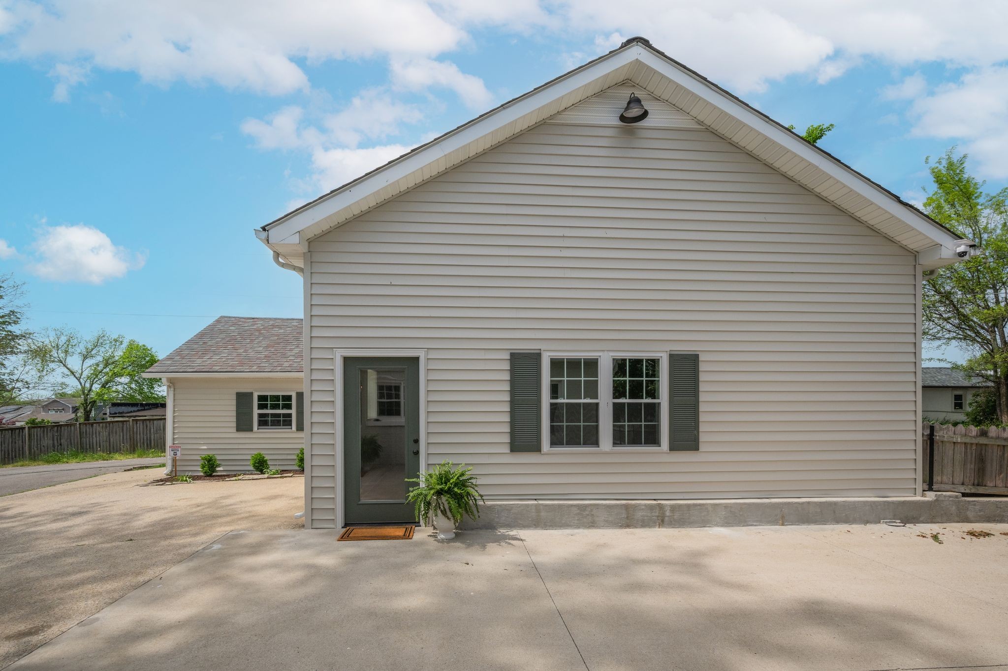 404 Murrell Street Dickson, TN 37055 - Photo 4 of 63