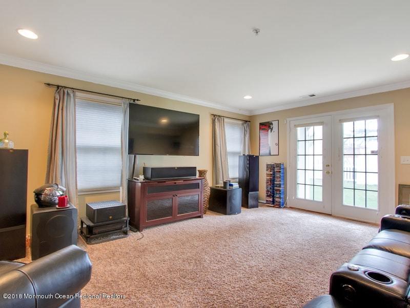 47 Raritan Reach Road South Amboy, NJ 08879 - Photo 21 of 25 023-269292-IMG_2677_6257325