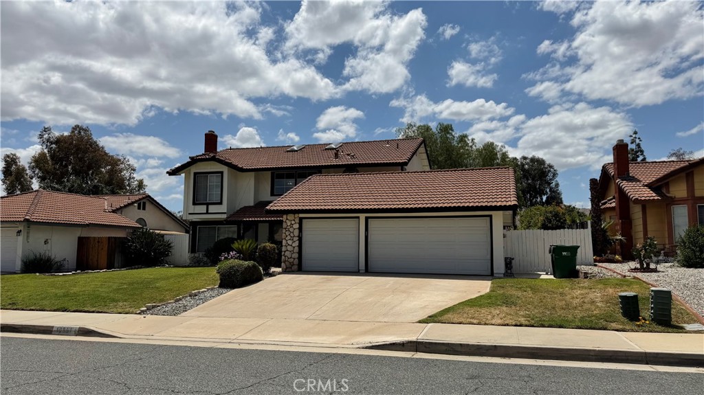 10891 Fenton Road Moreno Valley, CA 92557 - Photo 2 of 9 Front Elevation