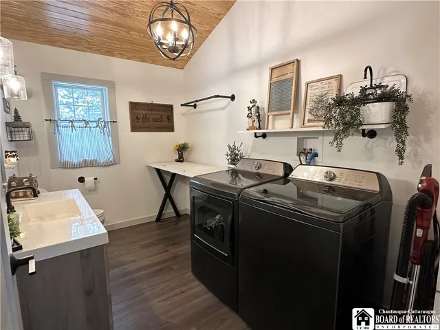 $220,000 | 6678 Erwin Road, Cherry Creek, NY 14723