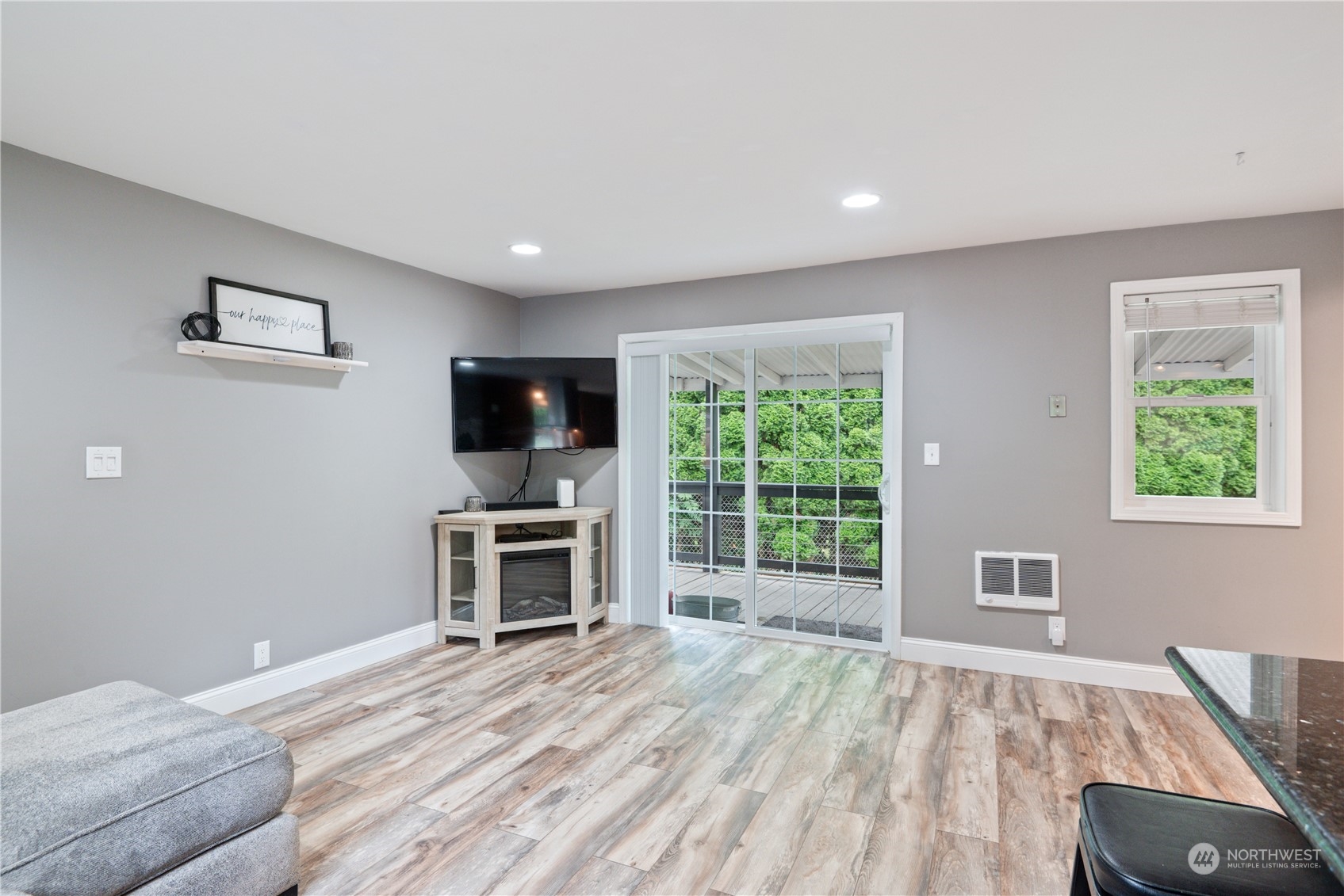 3639 Sunset Way Longview, WA 98632 - Photo 9 of 26 Gallery Image 9
