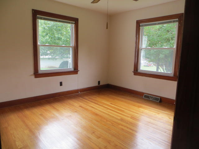 8596 Dickerson Mill Road Moneta, VA 24121 - Photo 13 of 17 2014-09-14_13