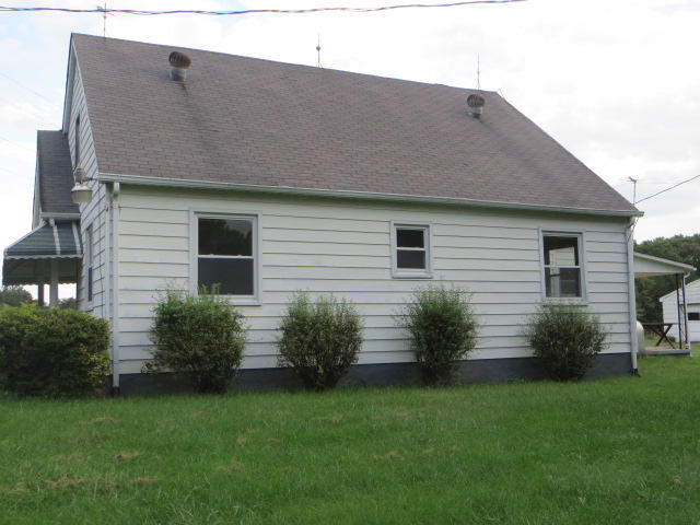 8596 Dickerson Mill Road Moneta, VA 24121 - Photo 6 of 17 2014-09-11_18