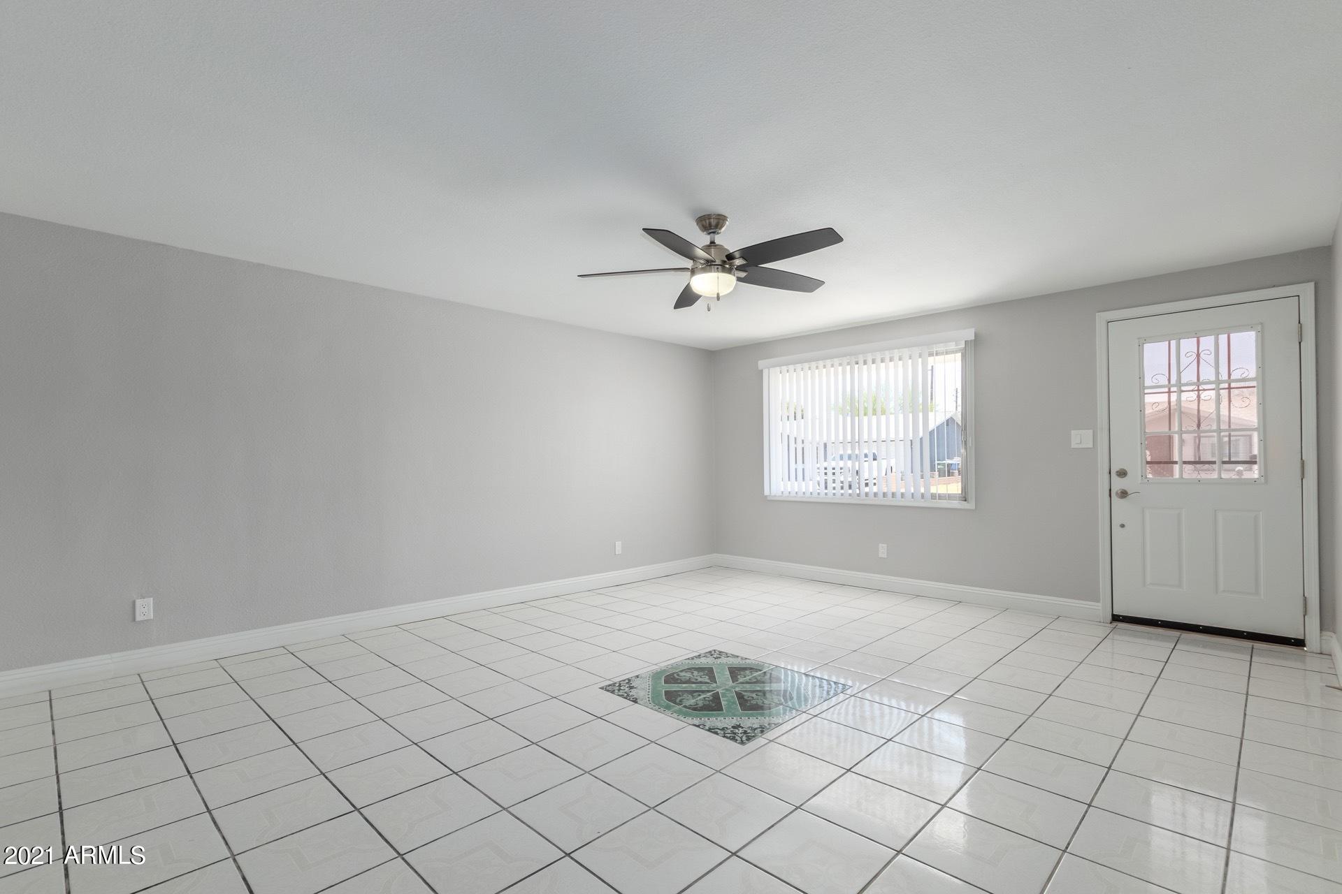 7108 West Almeria Road Phoenix, AZ 85035 - Photo 6 of 27 0006-06 - Almeria