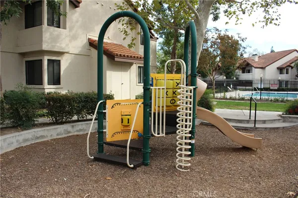 $2,374 | 8313 Vineyard Avenue, Unit 2, Rancho Cucamonga, CA 91730