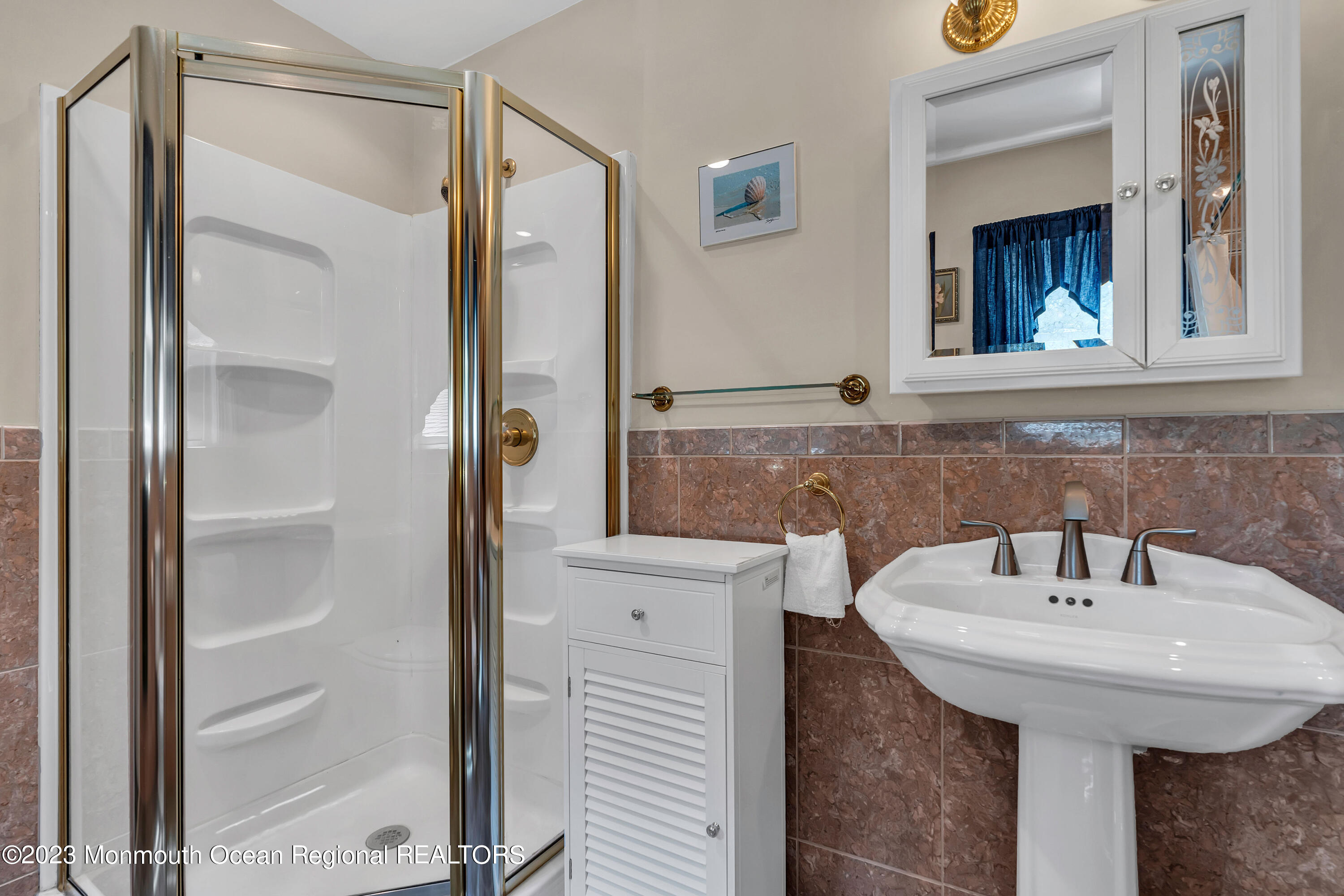 387 Oak Hill Road Red Bank, NJ 07701 - Photo 25 of 48 DSC08002