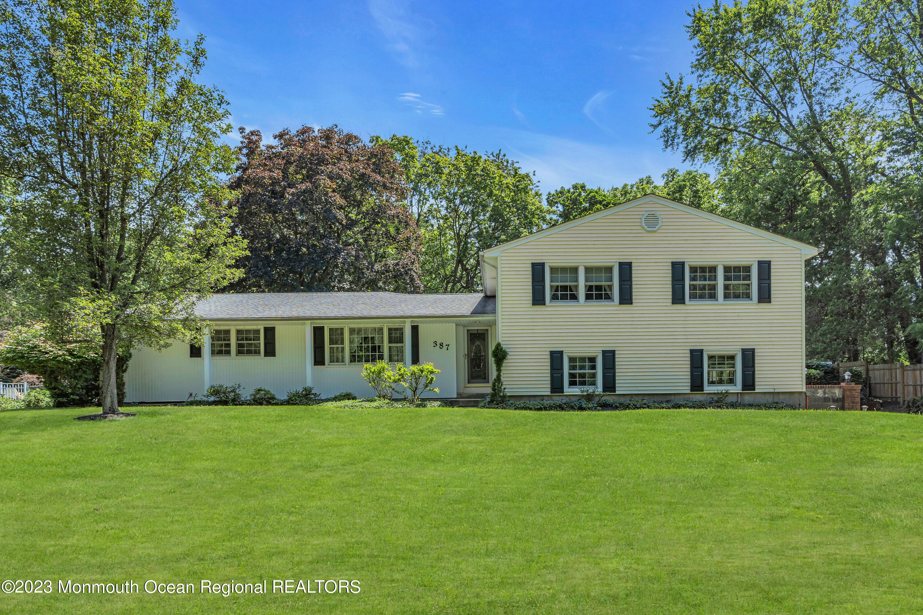 387 Oak Hill Road Red Bank, NJ 07701 - Photo 43 of 48 DSC08072-1