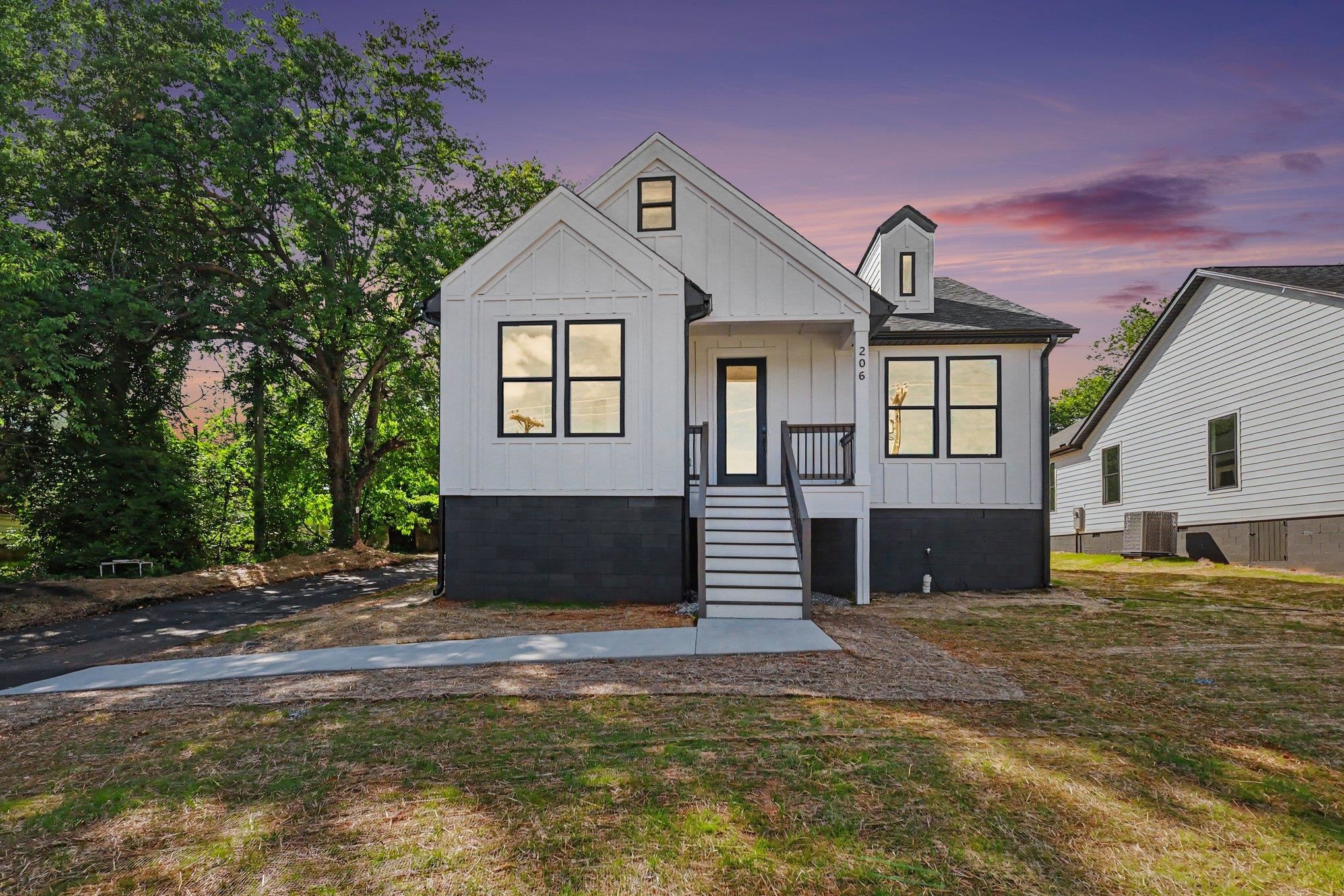 206 Liberty Drive Easley, SC 29640 - Photo 2 of 19