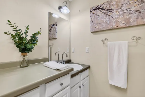 $315,000 | N262 Eastowne Lane, Appleton, WI 54915