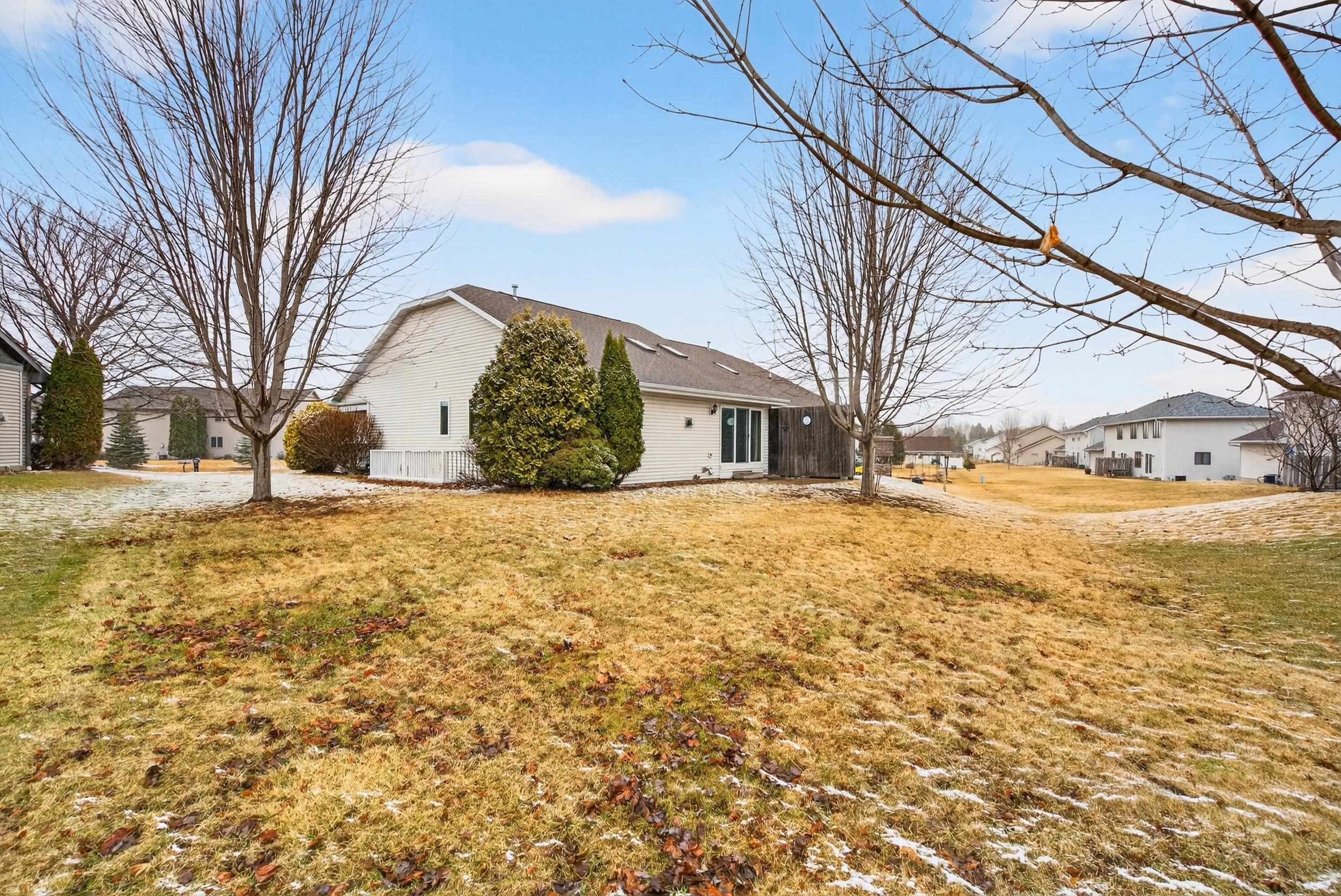 N262 Eastowne Lane Appleton, WI 54915 - Photo 41 of 44