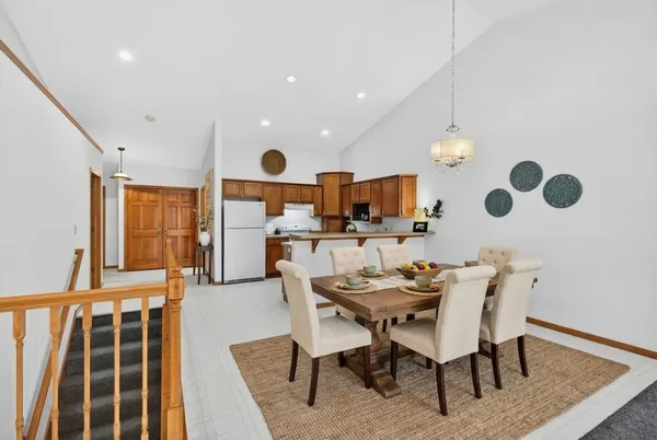 $315,000 | N262 Eastowne Lane, Appleton, WI 54915
