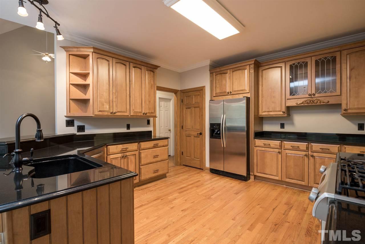 5713 Glenfiddich Way Raleigh, NC 27613 - Photo 9 of 25