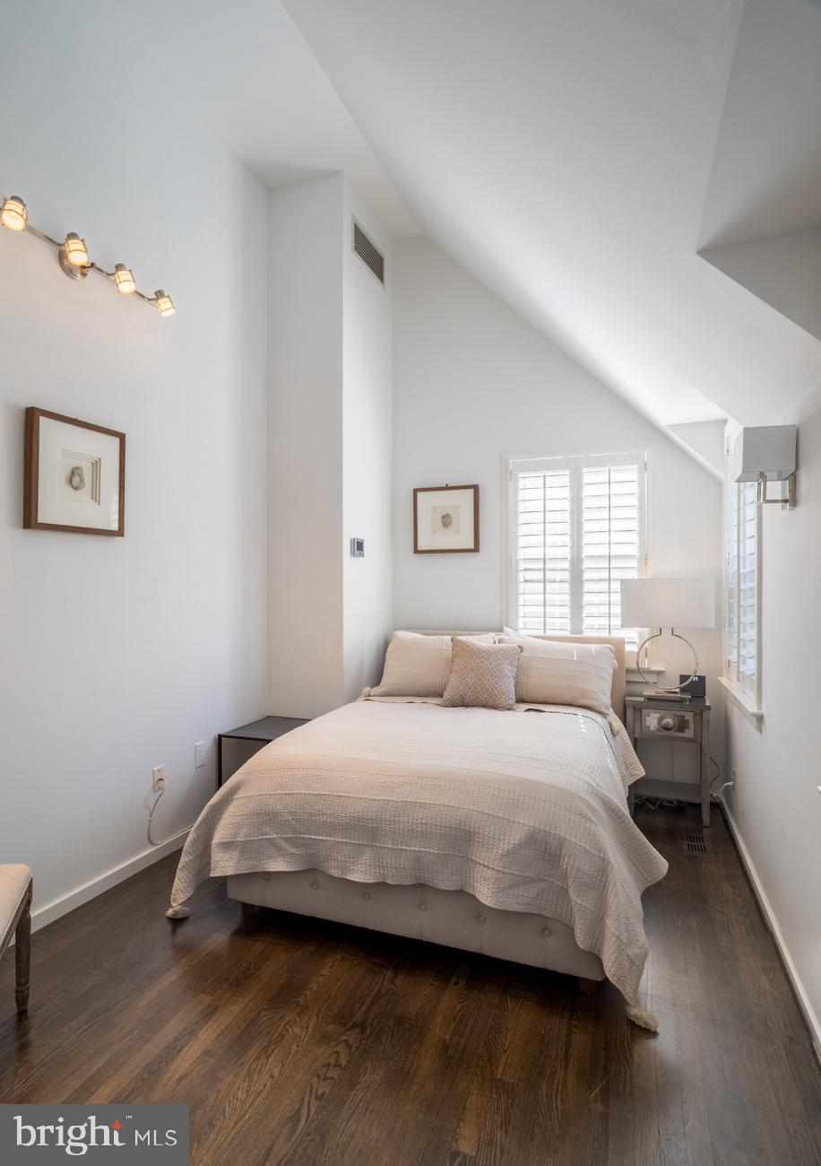 3500 P Street Northwest Washington, DC 20007 - Photo 10 of 15