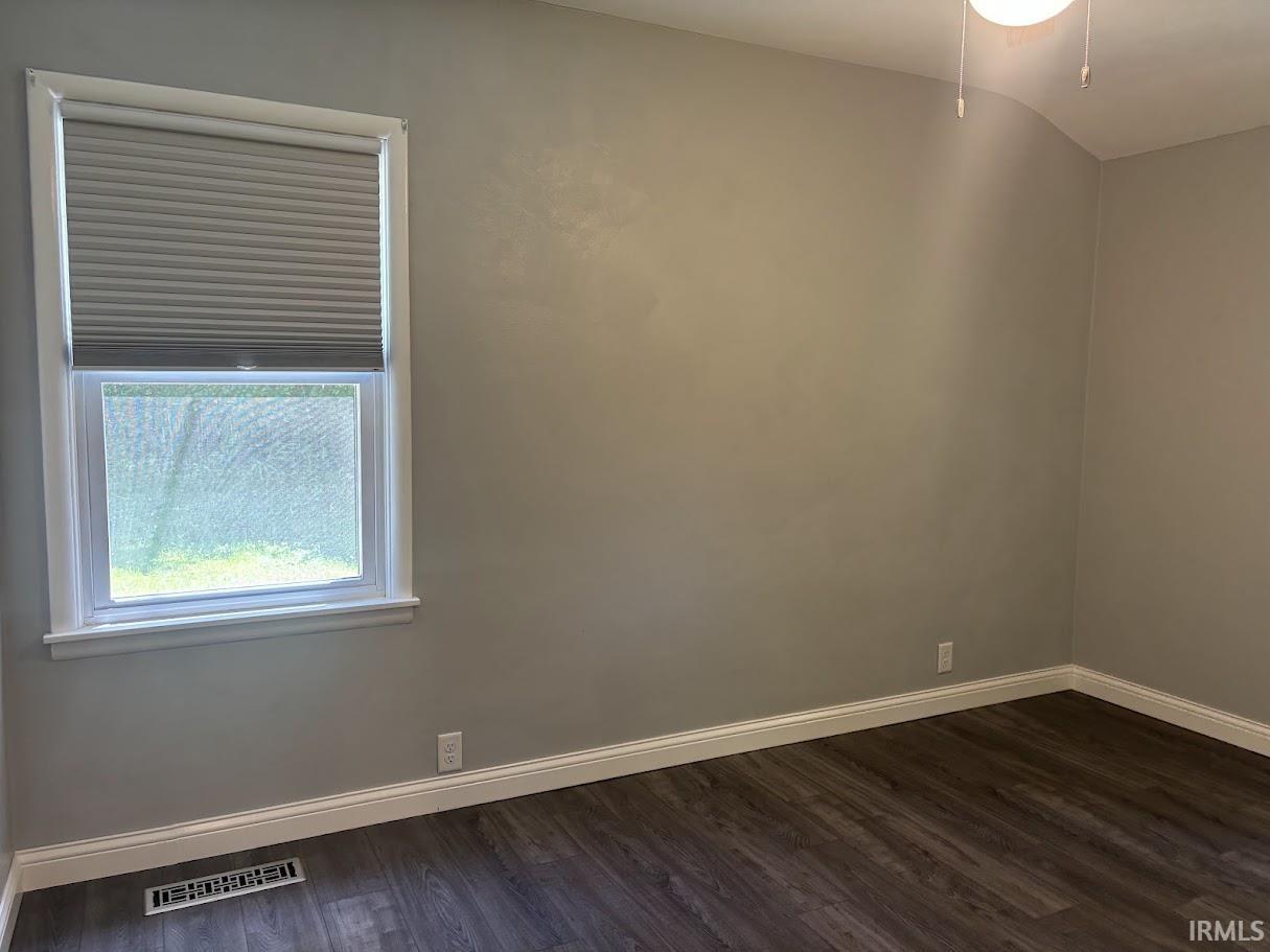 4 Maple Court, Unit 1 Washington, IN 47501 - Photo 10 of 18