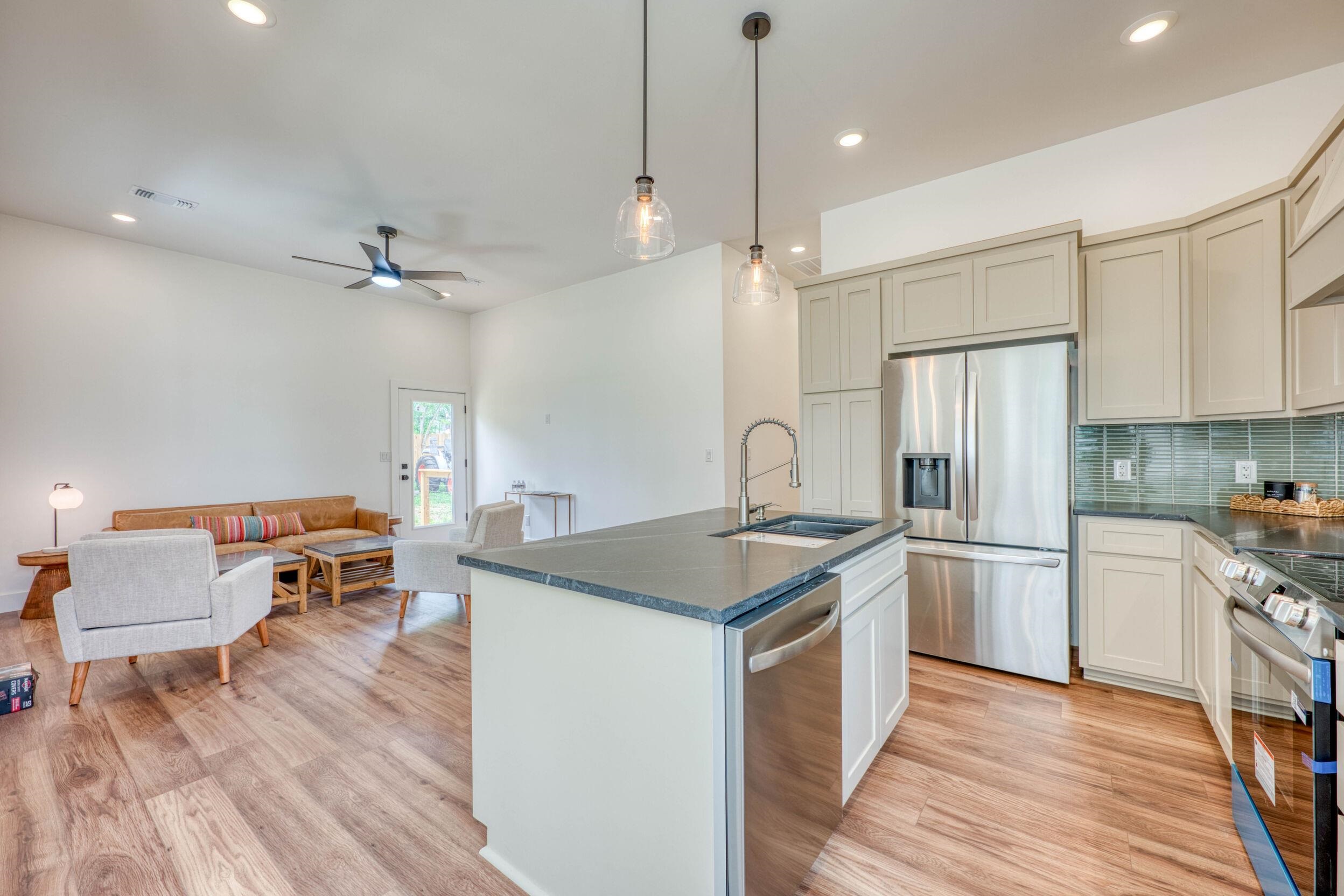 705 Flag Street Llano, TX 78643 - Photo 18 of 41