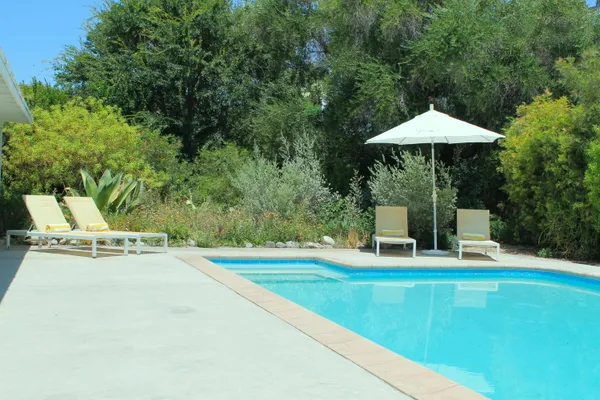 $4,750 | 278 North Sunset Way, Palm Springs, CA 92262