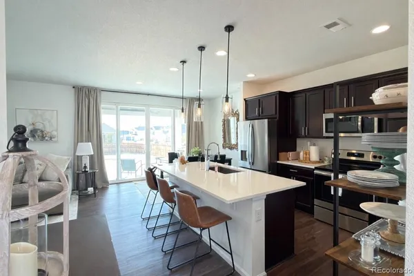 $3,195 | 965 North Waterloo Court, Aurora, CO 80018