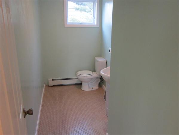 189 Chace Road Freetown, MA 02717 - Photo 6 of 15 Gallery Image 6