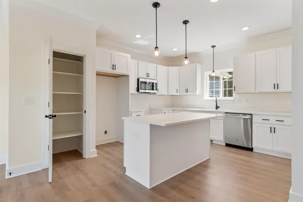 $489,900 | 5033 Ikram Oaks Lane, Jackson, MI 49201