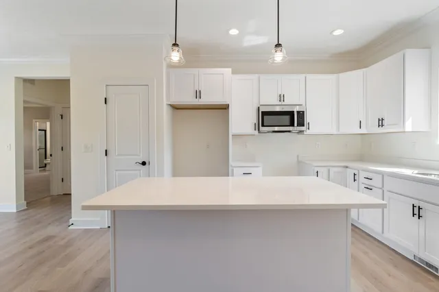 $489,900 | 5033 Ikram Oaks Lane, Jackson, MI 49201