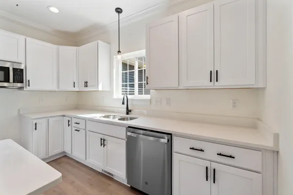 $489,900 | 5033 Ikram Oaks Lane, Jackson, MI 49201