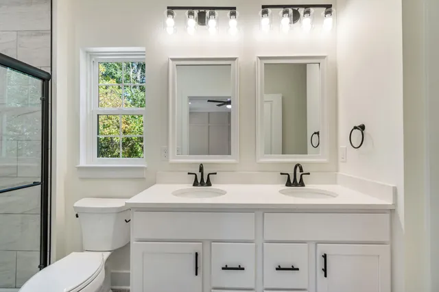 $489,900 | 5033 Ikram Oaks Lane, Jackson, MI 49201