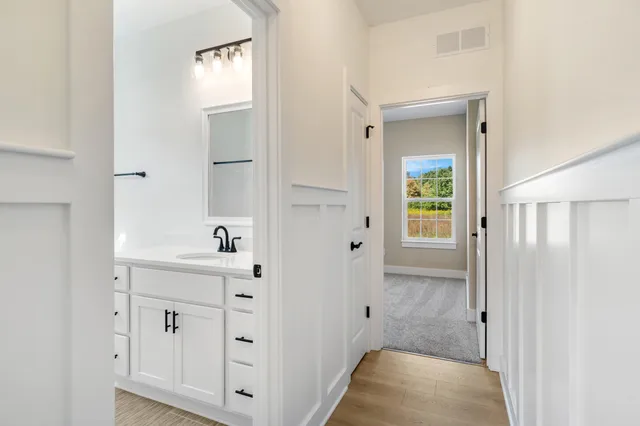 $489,900 | 5033 Ikram Oaks Lane, Jackson, MI 49201